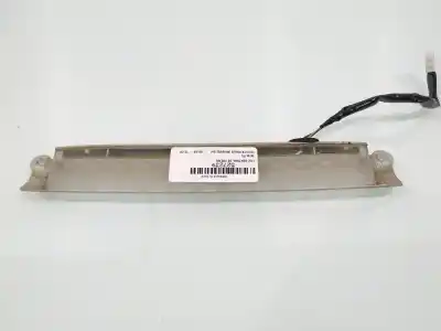 Second-hand car spare part central brake light for toyota prius nhw20 sol oem iam references 6y2