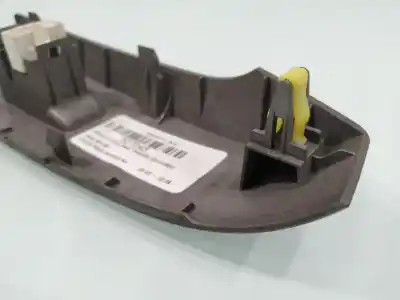 Second-hand car spare part rear left power window switch for toyota prius nhw20 sol oem iam references 7427247050  