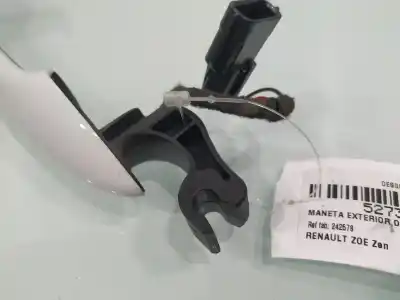 Pezzo di ricambio per auto di seconda mano maniglia esterna anteriore destra per renault zoe zen riferimenti oem iam 242578  