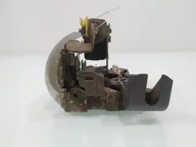 Second-hand car spare part front right door lock for dacia duster ambiance 4x2 oem iam references 8200735224