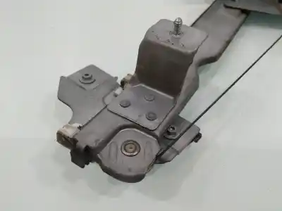 Second-hand car spare part passenger side right window regulator for dacia duster ambiance 4x2 oem iam references 5yy0043  