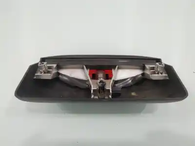 Second-hand car spare part central brake light for dacia duster ambiance 4x2 oem iam references 265900027r  