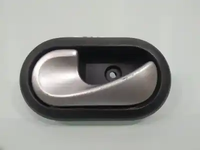 Second-hand car spare part interior left front handle for dacia duster ambiance 4x2 oem iam references 8200733848  