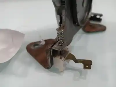 Second-hand car spare part Handbrake Lever for DACIA DUSTER Ambiance 4x2 OEM IAM references 360109167R  