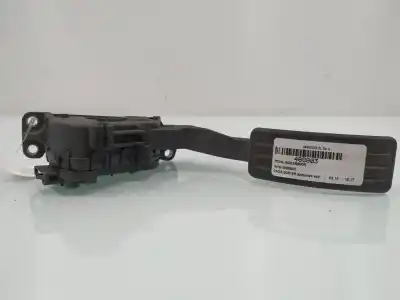 Second-hand car spare part accelerator pedal for dacia duster ambiance 4x2 oem iam references 8200386506d