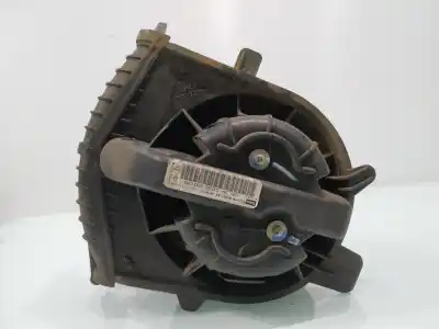 Pezzo di ricambio per auto di seconda mano VENTOLA RISCALDAMENTO per RENAULT SCENIC II Grand Confort Authentique 135 CV / 99 KW Riferimenti OEM IAM N100715E  
