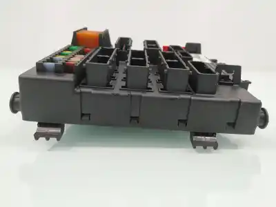 Pièce détachée automobile d'occasion BOÎTES À FUSIBLES pour OPEL VECTRA C BERLINA 2.0 DTI Références OEM IAM 13205776  
