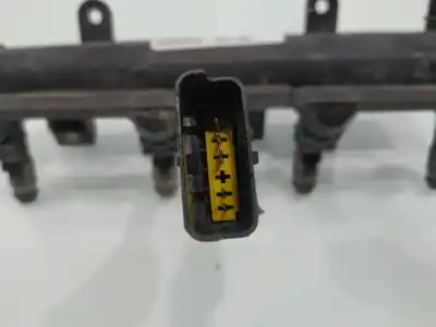 Peça sobressalente para automóvel em segunda mão régua / rampa de injetores por citroen c2 audace referências oem iam 9628982980d  