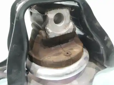 Second-hand car spare part engine support for renault master combi berlina 5p authentique oem iam references   