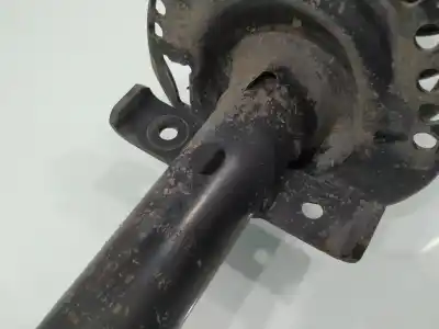 Second-hand car spare part front right shock absorber for renault master combi berlina 5p authentique oem iam references 8200287402  