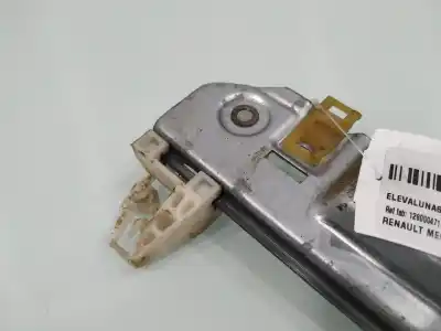 Peça sobressalente para automóvel em segunda mão elevador de vidros dianteira esquerda por renault master combi berlina 5p authentique referências oem iam 128000471