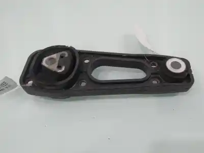 Second-hand car spare part rear engine support for dacia duster ambiance 4x2 oem iam references 8200805813c  
