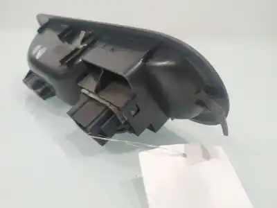 Second-hand car spare part right front power window switch for renault clio iii grandtour yahoo oem iam references 8200356517b  