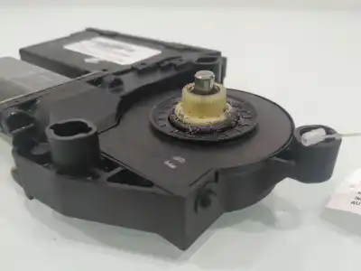 Second-hand car spare part left front window motor for audi a4 b7 avant (8ed) 2.0 tdi 16v oem iam references 8e1959801b  