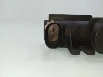 Second-hand car spare part additional air valve for audi a4 b7 avant (8ed) 2.0 tdi 16v oem iam references 8e0906627c  