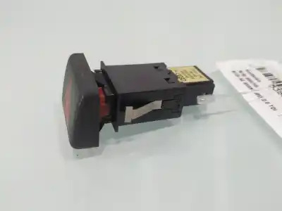 Second-hand car spare part hazard warning lights for audi a4 b7 avant (8ed) 2.0 tdi 16v oem iam references 8e0941509  