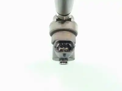 Tweedehands auto-onderdeel INJECTOR voor OPEL ASTRA H GTC H BERLINA Cosmo OEM IAM-referenties 0445110175  