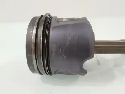 Second-hand car spare part piston for renault scenic iii grand privilege oem iam references 080323  