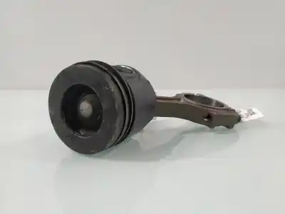 Second-hand car spare part piston for renault scenic iii grand privilege oem iam references 080323  