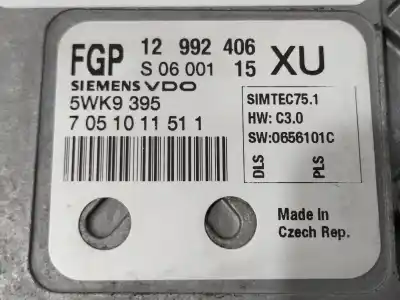 Pièce détachée automobile d'occasion calculateur moteur ecu pour opel astra twin top enjoy références oem iam 12992406xu  