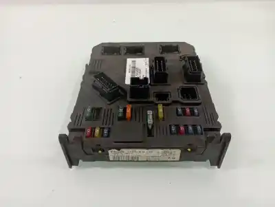 Peça sobressalente para automóvel em segunda mão caixa de fusíveis e relés por citroen c3 (2002->) 1.4 i referências oem iam 9652474480  