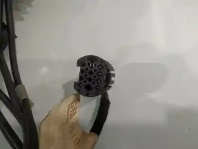 Second-hand car spare part trunk lid hinge for opel astra twin top enjoy oem iam references   