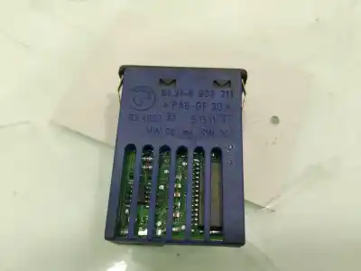 Peça sobressalente para automóvel em segunda mão Comando De Regulação Do Banco Direito por LANDER RANGE ROVER (LM) V8 SE Referências OEM IAM 61316902211  