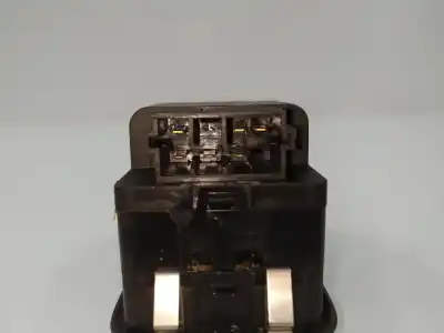 Автозапчастина б/у передні вікний вмикач для peugeot 206 fastback (2a/c) 1.4 i посилання на oem iam 0055   Автозапчастина б/у передні вікний вмикач для peugeot 206 fastback (2a/c) 1.4 i посилання на oem iam 0055