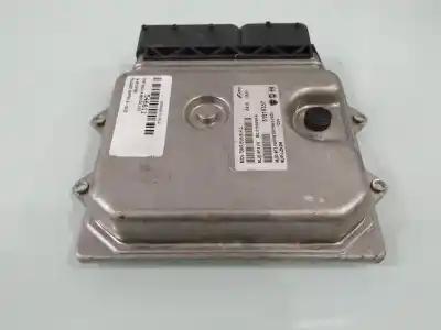 Peça sobressalente para automóvel em segunda mão centralina de motor uce por peugeot bipper básico referências oem iam 51918357  