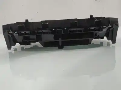 Peça sobressalente para automóvel em segunda mão Quadrante por VOLKSWAGEN TROC D11 RLINE Referências OEM IAM 17A920320C  