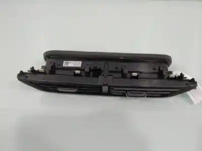 Second-hand car spare part air ventilation grille for volkswagen troc d11 rline oem iam references 2ga819728j