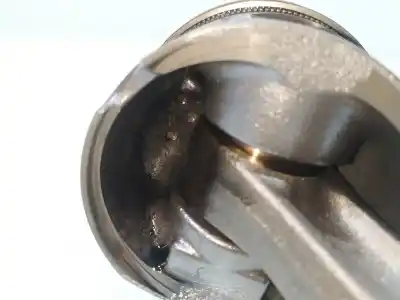 Second-hand car spare part piston for bmw serie 3 berlina (e90) 320d oem iam references 408  
