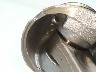 Second-hand car spare part piston for bmw serie 3 berlina (e90) 320d oem iam references 408  