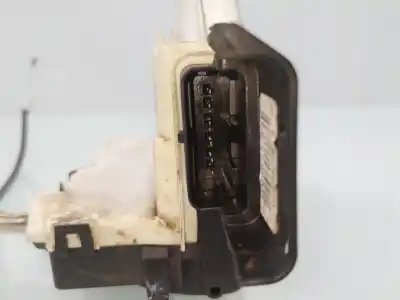 Second-hand car spare part front right door lock for citroen c3 business oem iam references 006246  