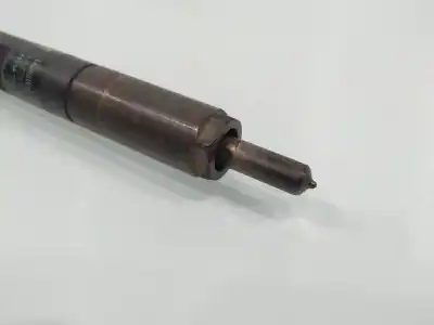 Second-hand car spare part injector for dacia logan mcv ii laureate oem iam references 166001137r  
