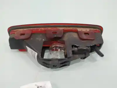 Peça sobressalente para automóvel em segunda mão farolim de travão central por dacia logan mcv ii laureate referências oem iam 8200690118  