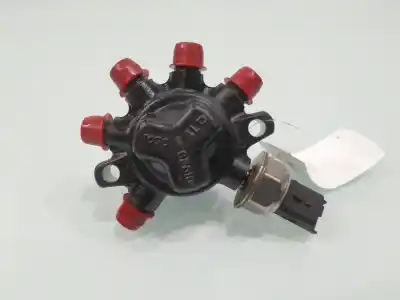 İkinci el araba yedek parçası enjektör rampasi için dacia logan mcv ii laureate oem iam referansları r9144z070b  