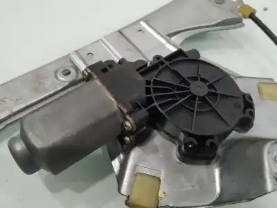 Peça sobressalente para automóvel em segunda mão elevador de vidros dianteiro direito por renault clio iii confort dynamique referências oem iam 8200291147  