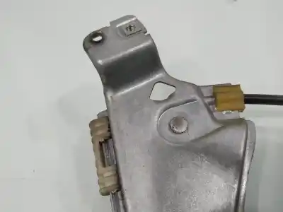 Peça sobressalente para automóvel em segunda mão elevador de vidros dianteiro direito por renault clio iii confort dynamique referências oem iam 8200291147  