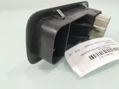 Second-hand car spare part left front power window switch for renault clio iii confort dynamique oem iam references 8200356519  