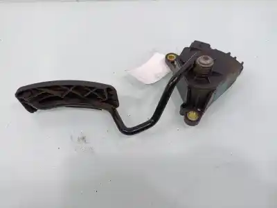 Second-hand car spare part accelerator pedal for renault clio iii confort dynamique oem iam references 8200297342a  