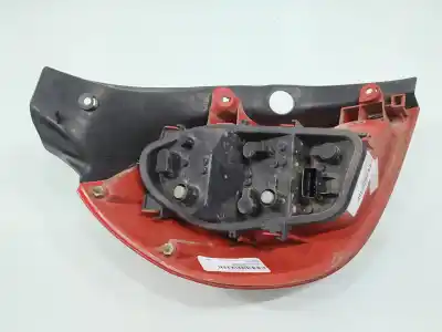 Peça sobressalente para automóvel em segunda mão farolim traseiro direito por renault clio iii confort dynamique referências oem iam 89035080  