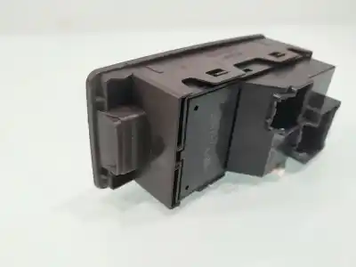 Pezzo di ricambio per auto di seconda mano INTERRUTTORE ALZACRISTALLI ANTERIORE DESTRO per OPEL INSIGNIA  Riferimenti OEM IAM 13301887  