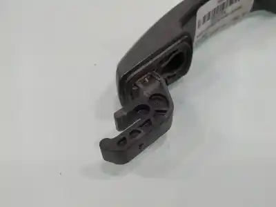 Second-hand car spare part exterior left front door handle for opel insignia berlina cosmo oem iam references 13500027