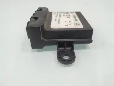Second-hand car spare part electronic module for opel insignia berlina cosmo oem iam references 13308135