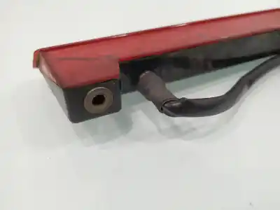 Peça sobressalente para automóvel em segunda mão farolim de travão central por seat ibiza 6l1 cool referências oem iam 6l6945097b  