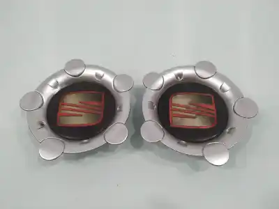 Second-hand car spare part hub caps for seat leon 1p1 reference oem iam references 5p0601149a  