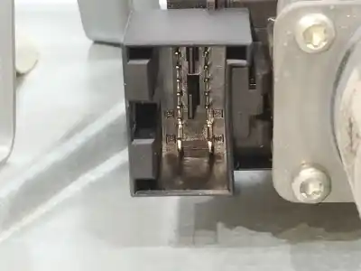 Pièce détachée automobile d'occasion léve glace arrière gauche pour volkswagen polo (9n3) advance références oem iam 6q6839755