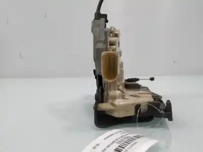 Pezzo di ricambio per auto di seconda mano serratura porta anteriore sinistra per seat leon 1p1 reference riferimenti oem iam 1p1837015  
