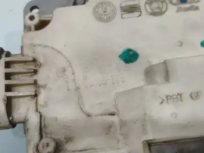 Pezzo di ricambio per auto di seconda mano serratura porta anteriore sinistra per seat leon 1p1 reference riferimenti oem iam 1p1837015  